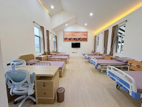 ศูนย์ดูแลผู้สูงอายุผู้ป่วยระยะพักฟื้น บางเลน
